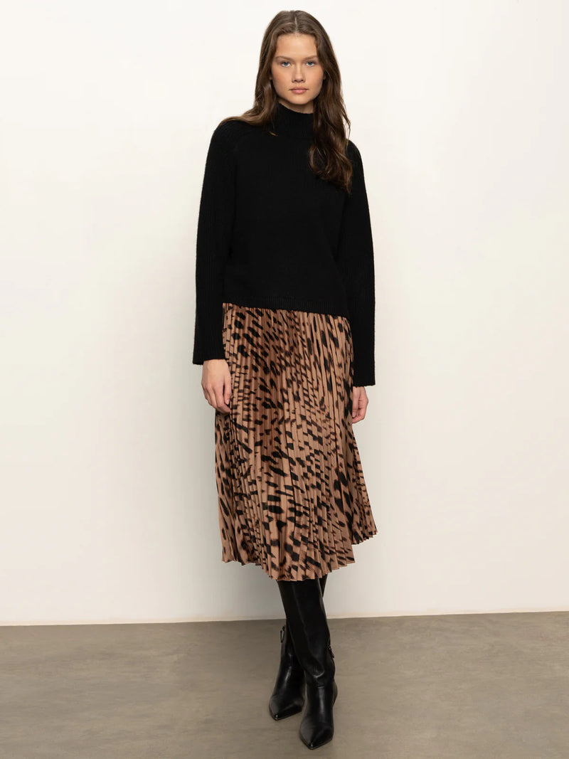 Nostalgia Pleated Midi Skirt | Mocha Leo