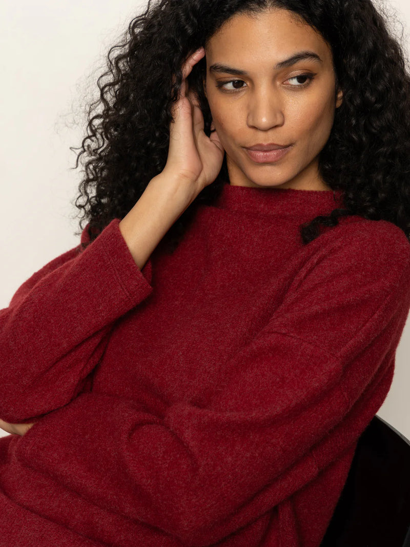 Change of Pace Top | Crimson