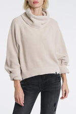 Hadley Turtleneck Sweater | Dove