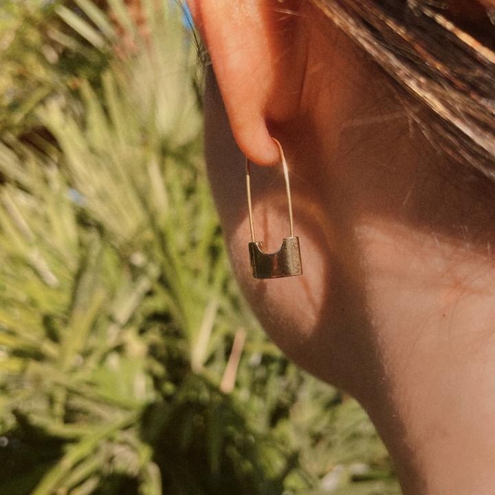 Motivated Earrings | Gold